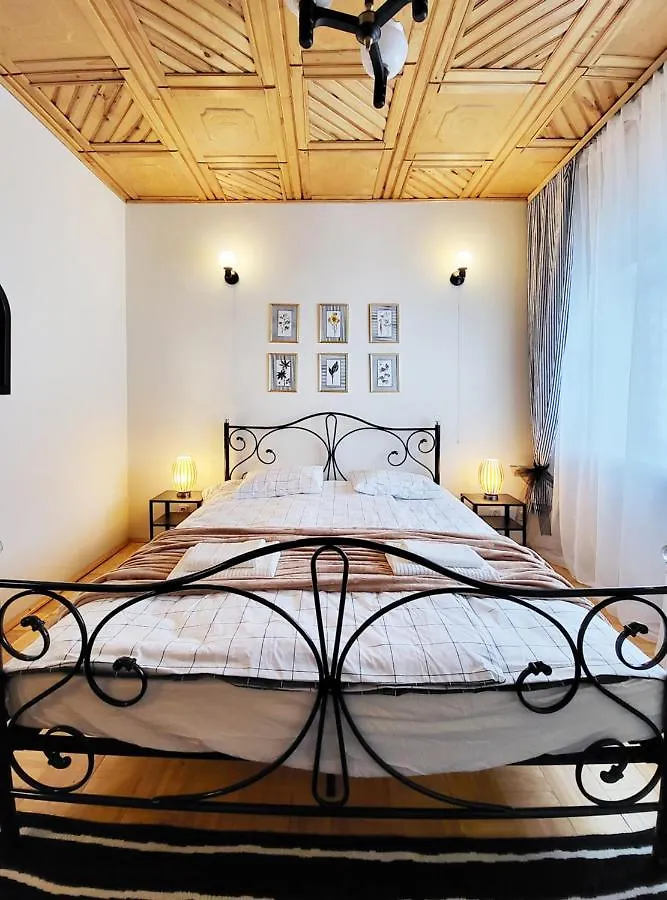 Bed & Breakfast Husarska 60 Warsaw Poland