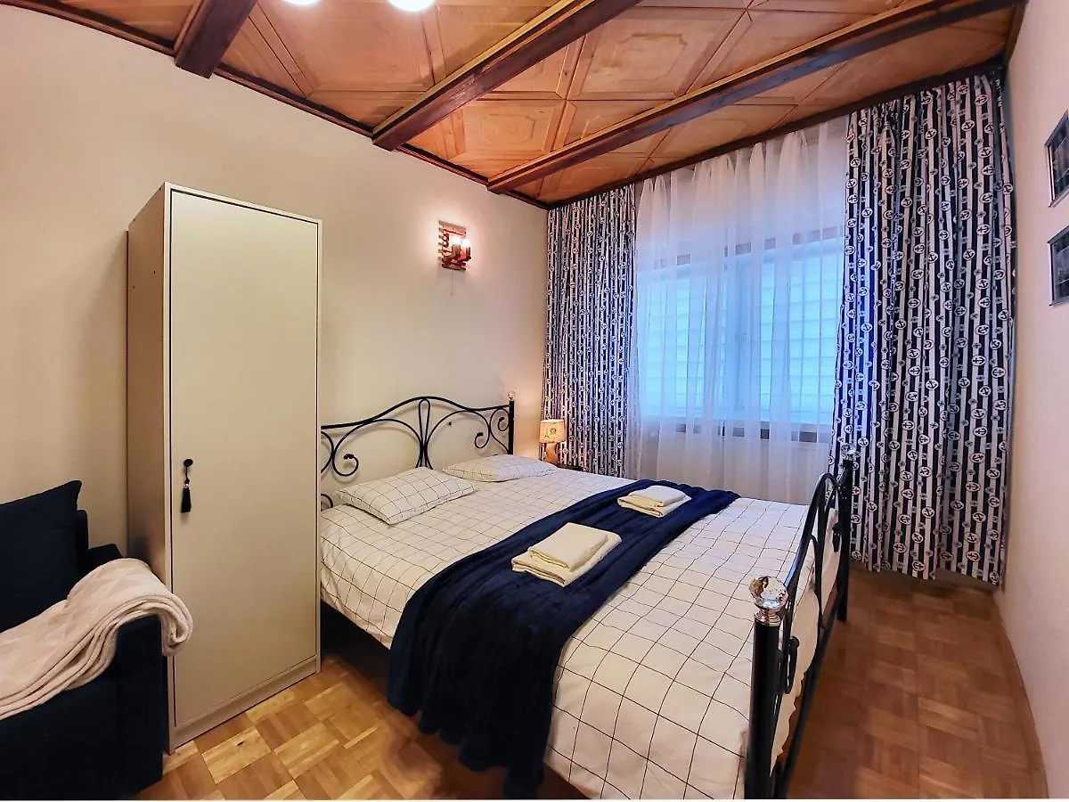 Husarska 60 Warszawa Bed & Breakfast