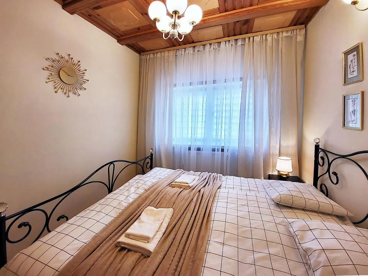 Bed & Breakfast Husarska 60 Warsaw Poland